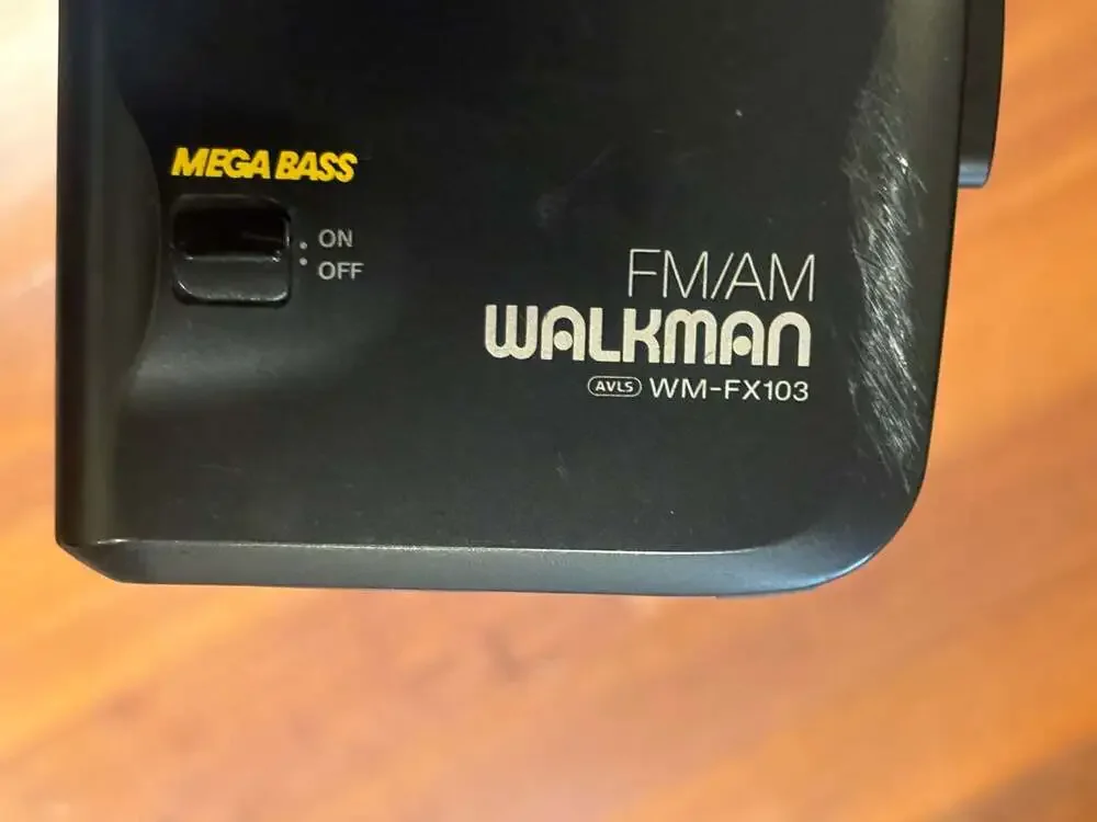 Sony Walkman WM-FX103 Cassette Player AM/FM Mega Bass Tested Works Read AVLS